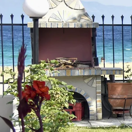 Seafrontgardenhouse Apartment Nea Iraklitsa